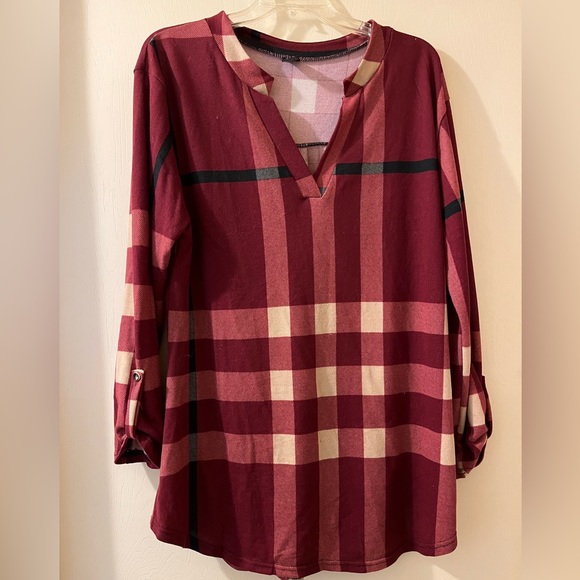WinWin Tops - Cute plaid tunic